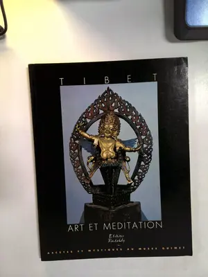 Tibet, art et méditation by Gilles Béguin