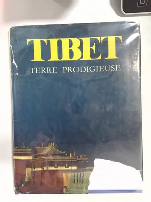 Tibet - terre prodigieuse by Jie Sun