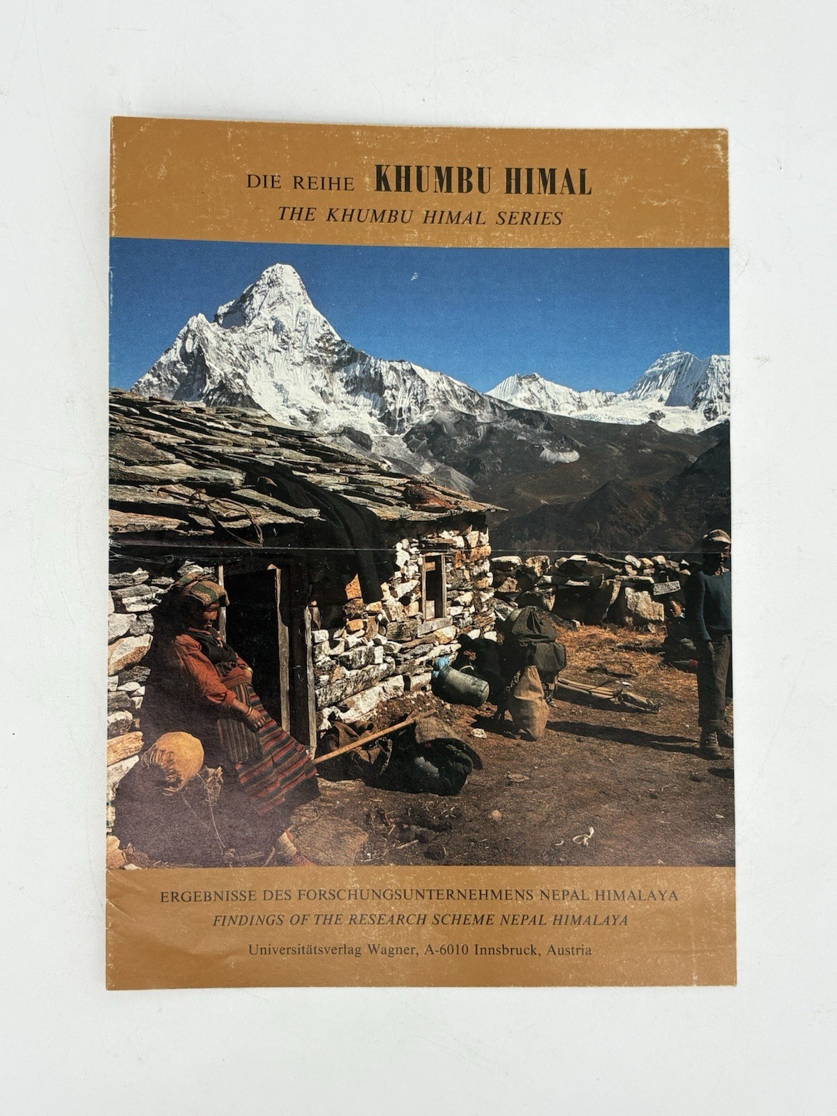 Die Reihe Khumbu Himal The Khumbu Himal Series Innsbruck Austria Magazine