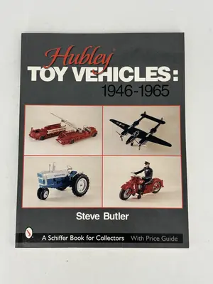 Hubley Toy Vehicles : 1946-1965 by Steve Butler