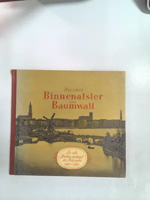 Zwischen Binnenalster und Baumwall: Das alte Hamburg im Spiegel der Fotographie… by Rolf Müller